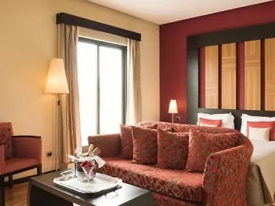מלון Hotel Lisboa 4*