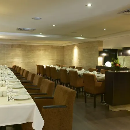 מלון Hotel Lisboa ליסבון